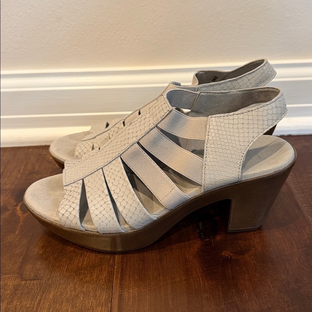 Munro Cookie Slingback Chunky Platform Sandals - image 10